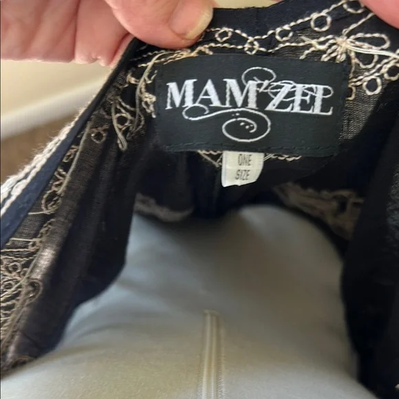 Black and Gold Embellished Jumpsuit - Picture 14 of 16